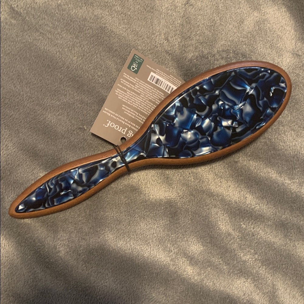 NWT Living Proof Brush - Picture 3 of 4